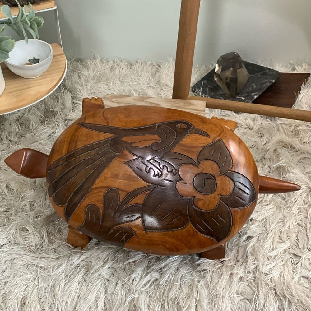 Vintage TurtleDecorative Hand‎ Carved Wooden Large Tortoise Trinket Box W/Lid